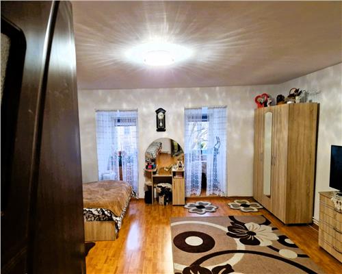 Apartament 2 camere 93 mpu si Pivnita 25 mp zona Piata Mare