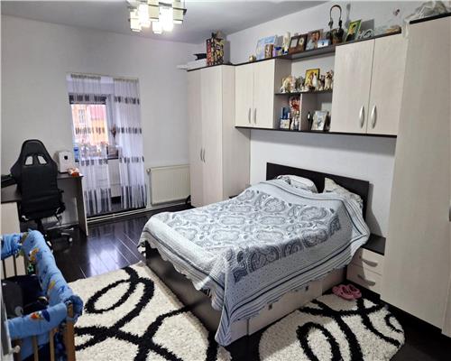 Apartament 2 camere 93 mpu si Pivnita 25 mp zona Piata Mare