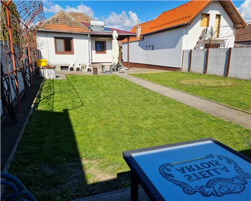 Casa individuala cu 3 camere 2 bai si 554 mp teren in Selimbar