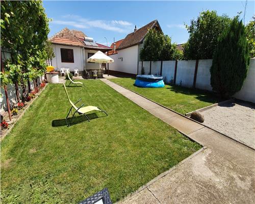 Casa individuala cu 3 camere 2 bai si 554 mp teren in Selimbar