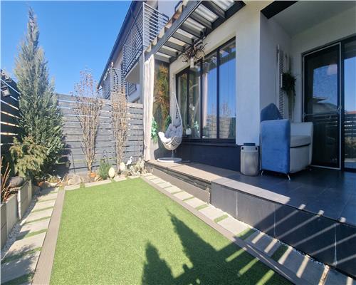 Casa mobilata cu 4 camere 2 bai 2 parcari si curte in Selimbar