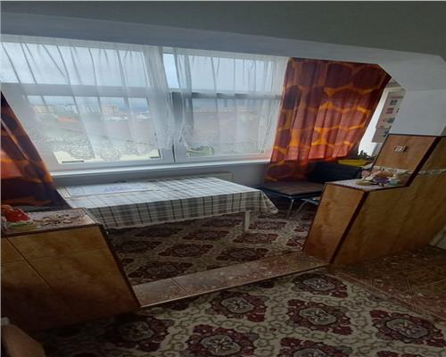 Apartament 2 camere cu balcon si pivnita zona Calea Dumbravii-CEC
