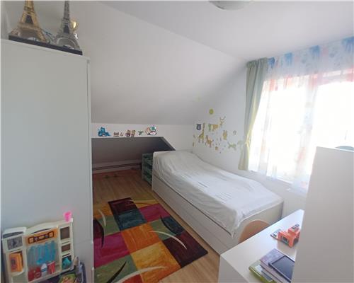 Casa Cristian 150 mp utili teren 460 mp cu panouri solare