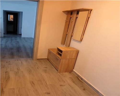 Apartament cu 3 camere 55mp decomandat zona Rahovei