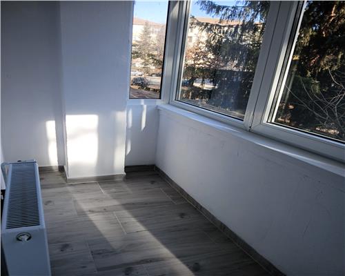 Apartament cu 3 camere 55mp decomandat zona Rahovei