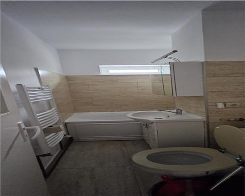 Apartament 2 camere central etaj 3