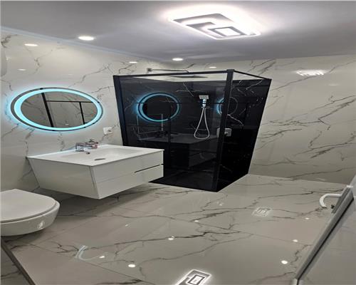 Studio modern cu bucatarie inchisa Ultracentral