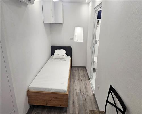 Studio modern cu bucatarie inchisa Ultracentral