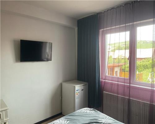 Casa cu 4 camere 3 bai si terasa in Sura Mare