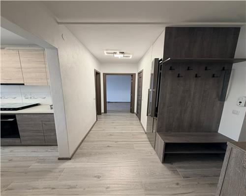 Apartament 2 camere complet renovat si mobilat