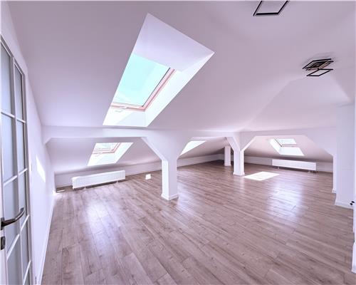 Apartament la cheie 155 mpu 3 camere 3 bai 2 parcari pe Octavian Goga