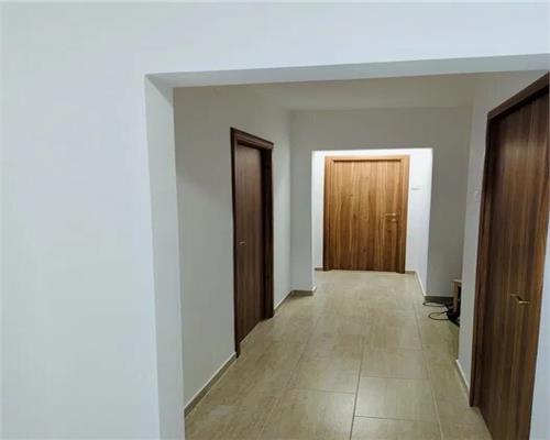 Apartament 3 camere decomandat  zona Mihai Viteazu