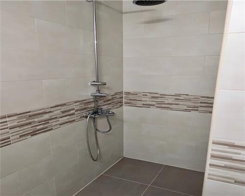 Apartament 3 camere decomandat  zona Mihai Viteazu