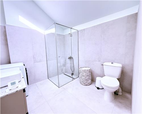 Casa moderna 3 camere 120 mpu 2 bai terasa zona centrala Sibiu