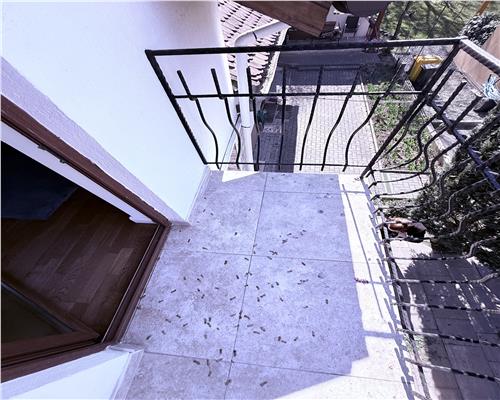 Casa moderna 3 camere 120 mpu 2 bai terasa zona centrala Sibiu