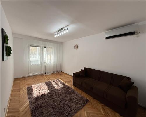 Apartament 4 camere 2 balcoane 2 bai Valea Aurie