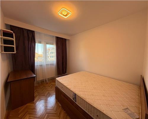 Apartament 4 camere 2 balcoane 2 bai Valea Aurie