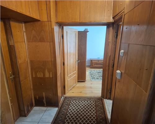 Apartament 64 mp utili langa parcul Sub Arini bd ul Victoriei