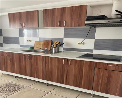 Apartament spatios cu 3 camere 2 balcoane si parcare Calea Turnisorului