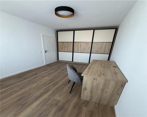 Apartament 3 camere etaj 1 cu 2 bai si 2 balcoane
