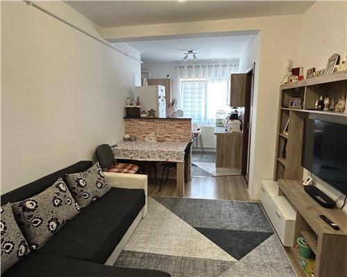 Apartament mobilat cu 3 camere balcon parcare in Arhitectilor