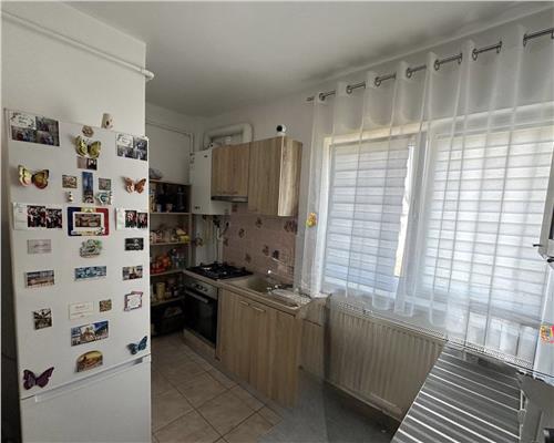 Apartament mobilat cu 3 camere balcon parcare in Arhitectilor